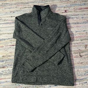 Men’s 1/4 button up sweater